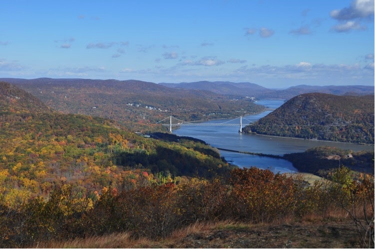 COUNTY TO HOST GUIDED WALKS THIS MONTH COUNTY TO HOST GUIDED WALKS THIS MONTH