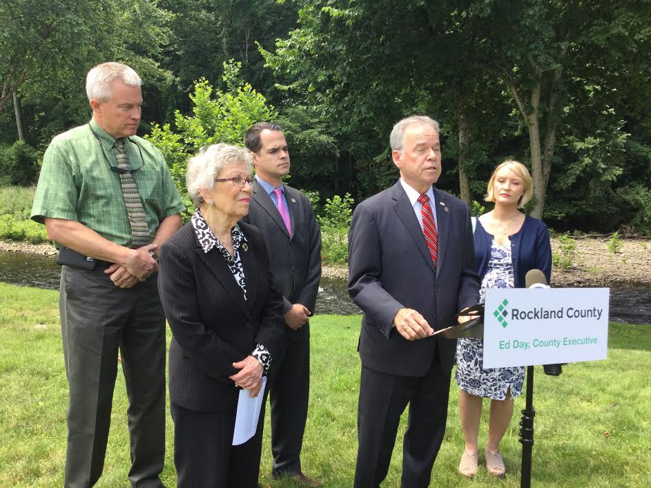 Lawmakers gather to announce water protection plan