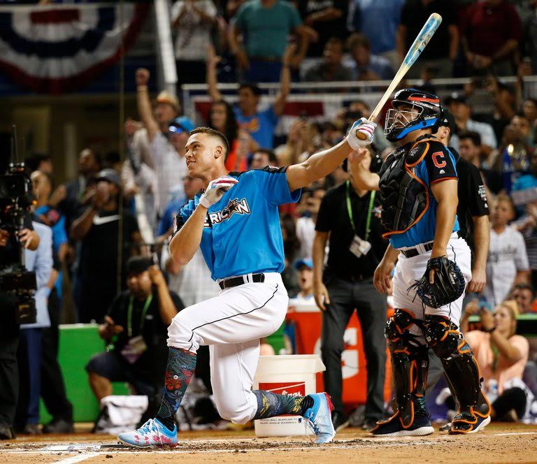 JUDGE IMPRESSES AT HOME RUN DERBY JUDGE IMPRESSES AT HOME RUN DERBY
